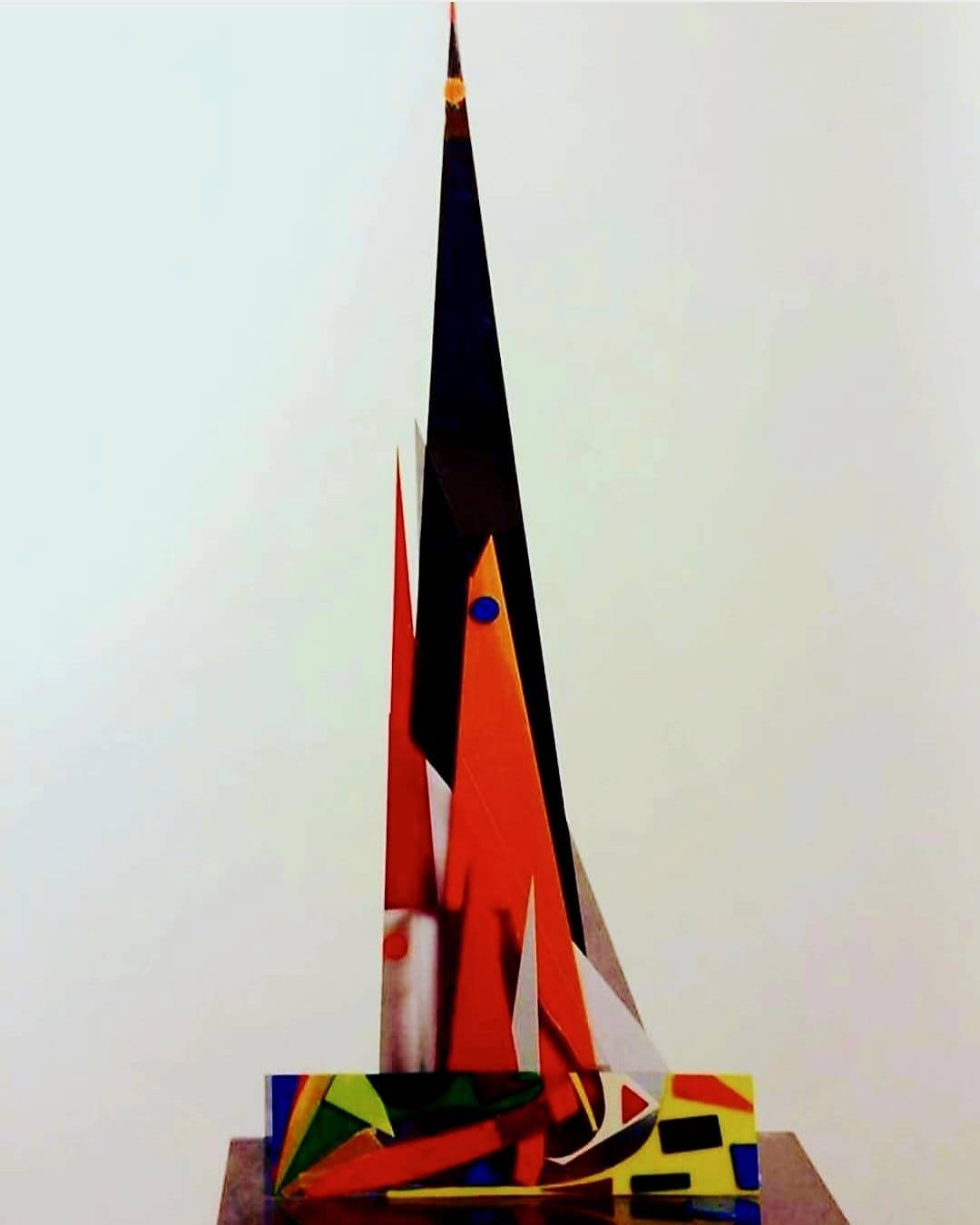 Natino Chirico, “Albero di Natale, metacrilato, 2025
