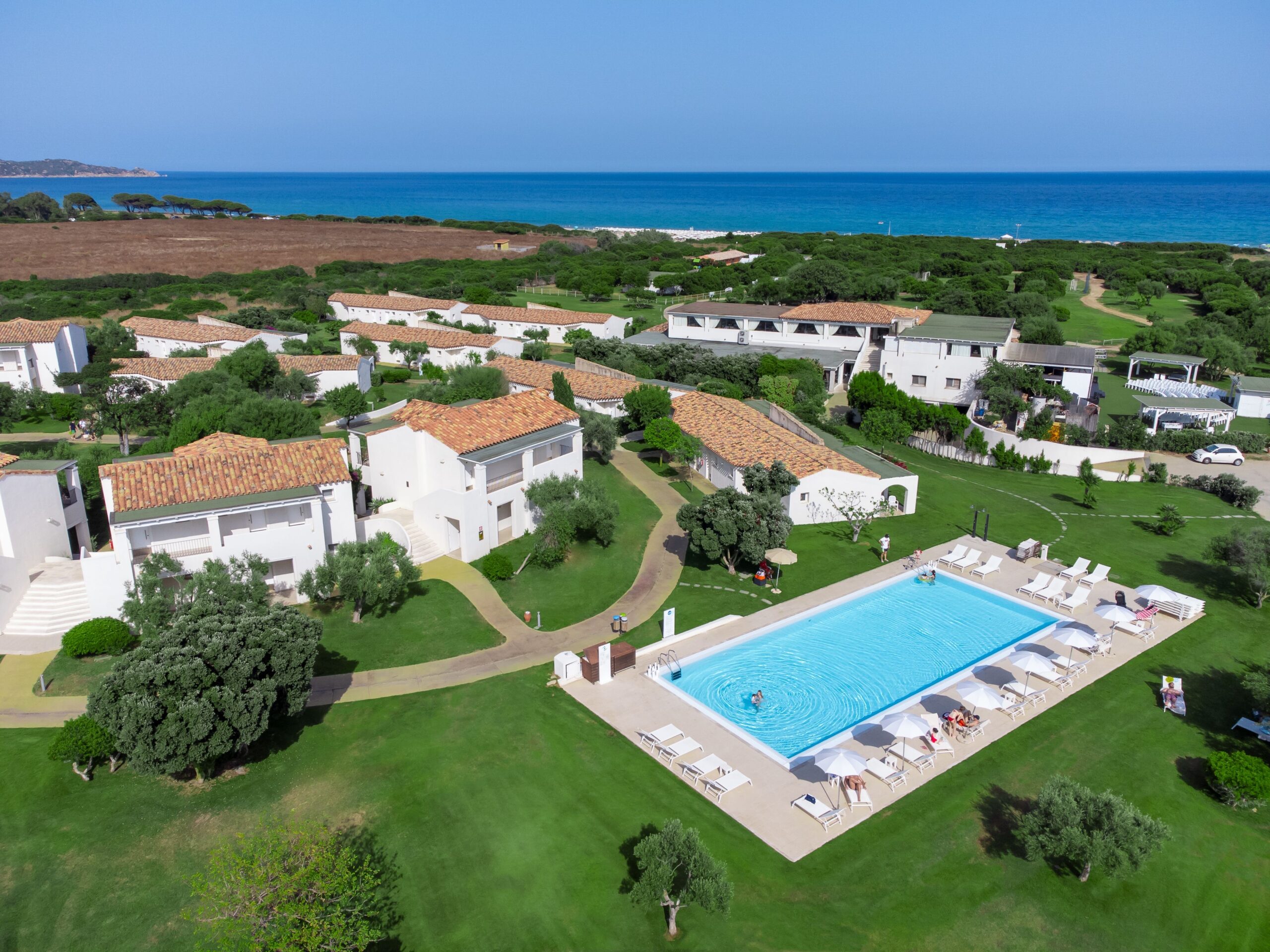 VERACLUB SUNEVA DI COSTA REI: L’ESSENZA DELLA VACANZA IN SARDEGNA